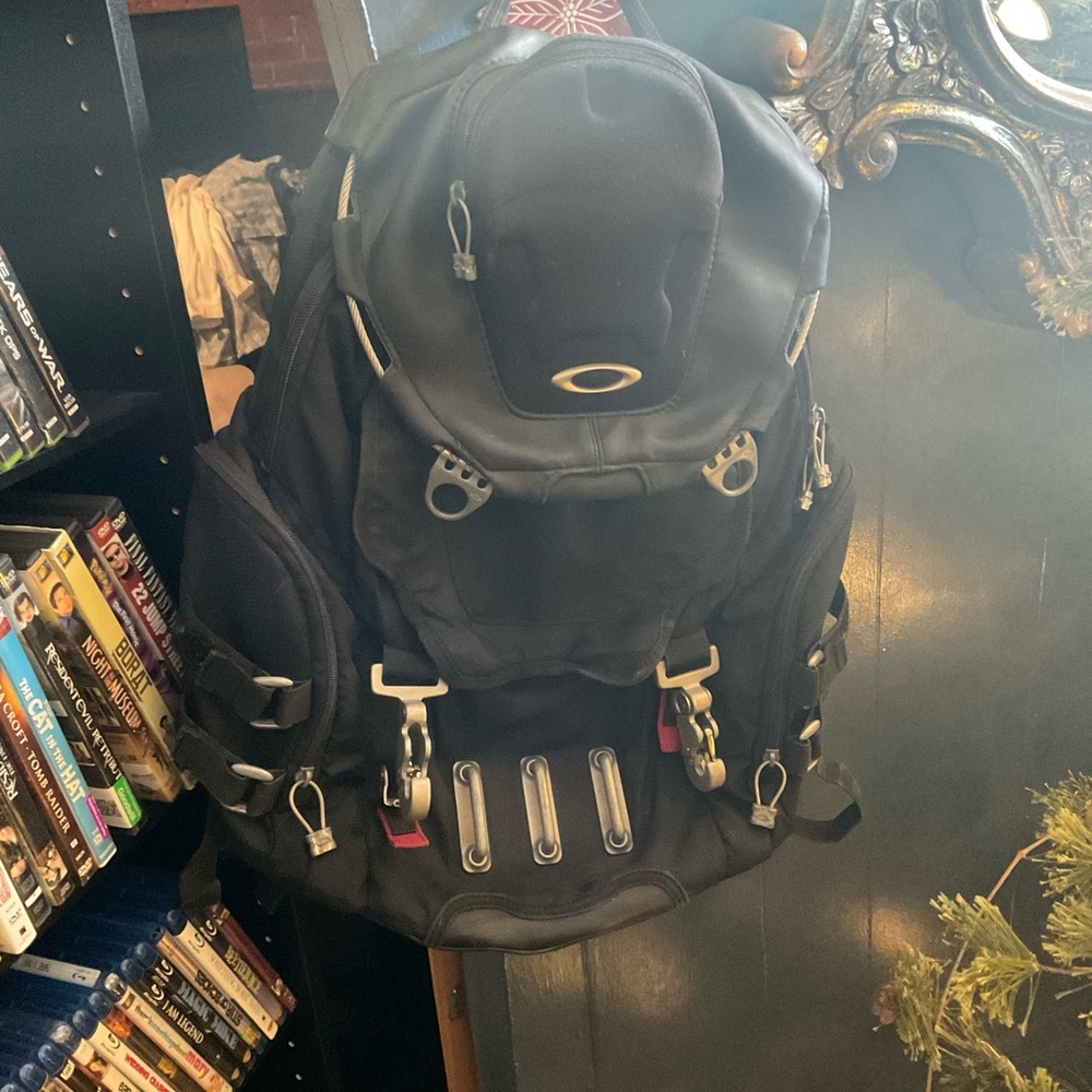 Oakley Black and Gray Men's Backpack